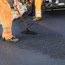 Best Driveway Crack Filling  in Rockville, CT